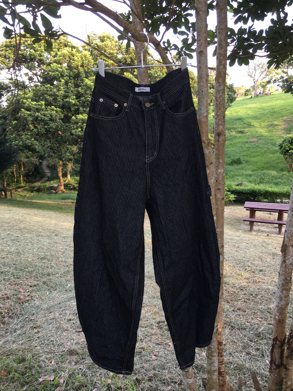條紋工裝牛仔褲