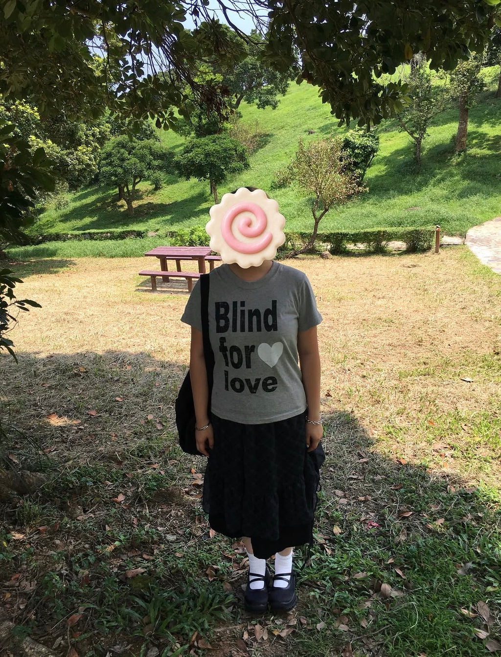 Blind for love Tee